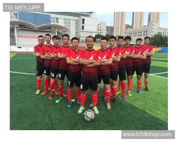 寻找足球明星合影区的最佳位置与拍照技巧分享 寻找足球明星合影区的最佳位置与拍照技巧分享